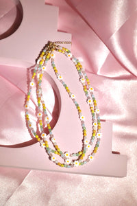 Dainty Daisy Beaded Necklace