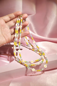 Dainty Daisy Beaded Necklace