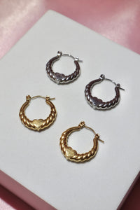 Sweetheart Twist Hoops