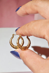 Sweetheart Twist Hoops